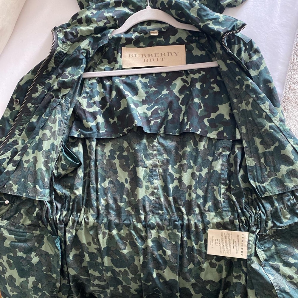 Burberry Jacket - Picture 5 of 5
